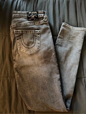 True Religion Stella Mid-Rise Skinny Jeans in Charcoal